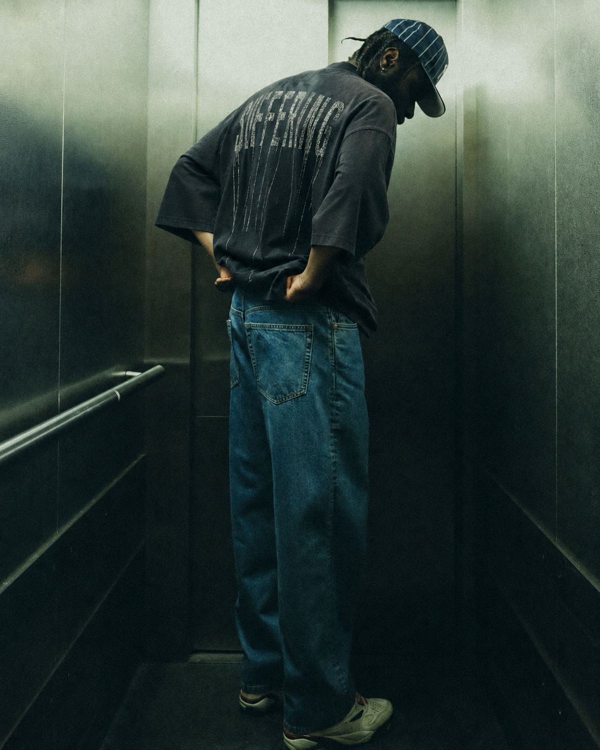 LIVING SUFFER DEPT. — METRO